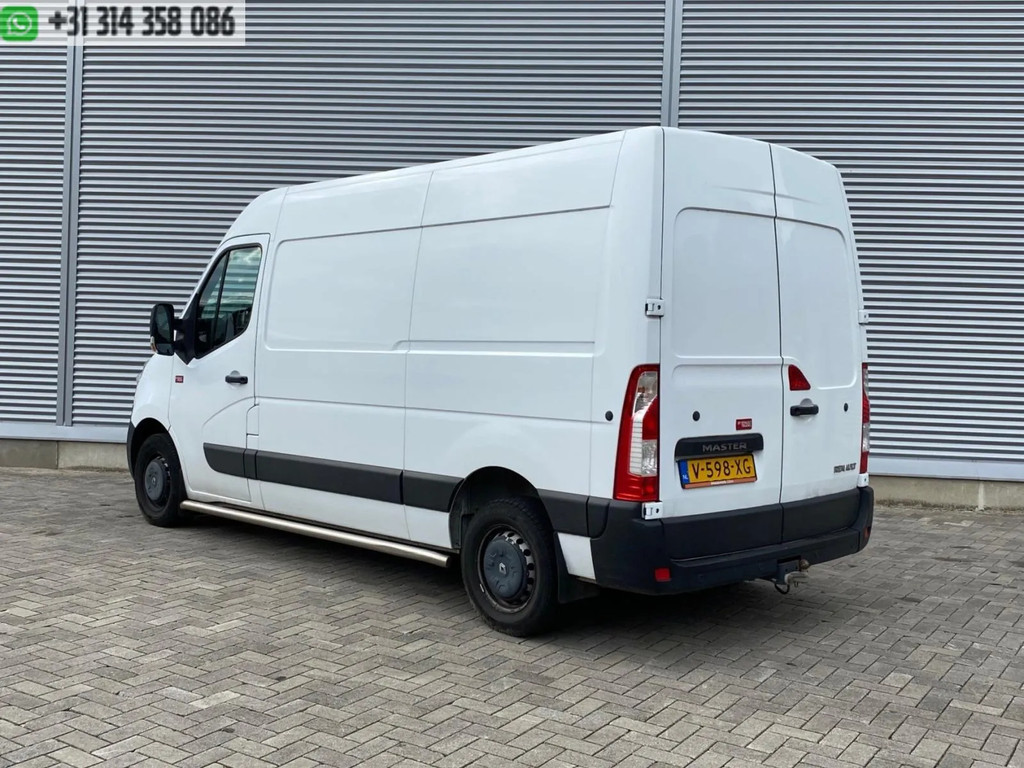 Renault Master 3T5 VAN STD FWD 145E6 L2H2