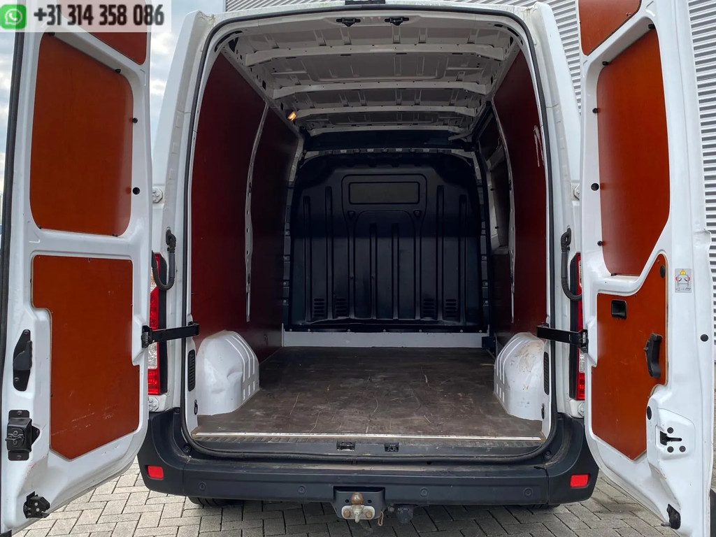 Renault Master 3T5 VAN STD FWD 145E6 L2H2