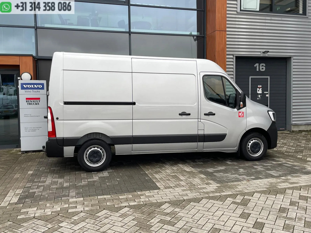 Renault MASTER RED - VAN FWD 3T5 E6 - L2H2 =4324=